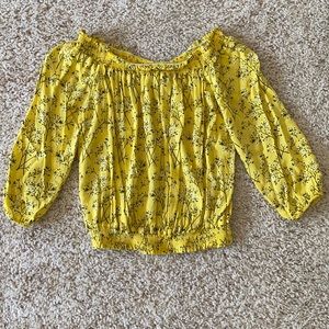 Yellow floral women’s crop top. Size M.